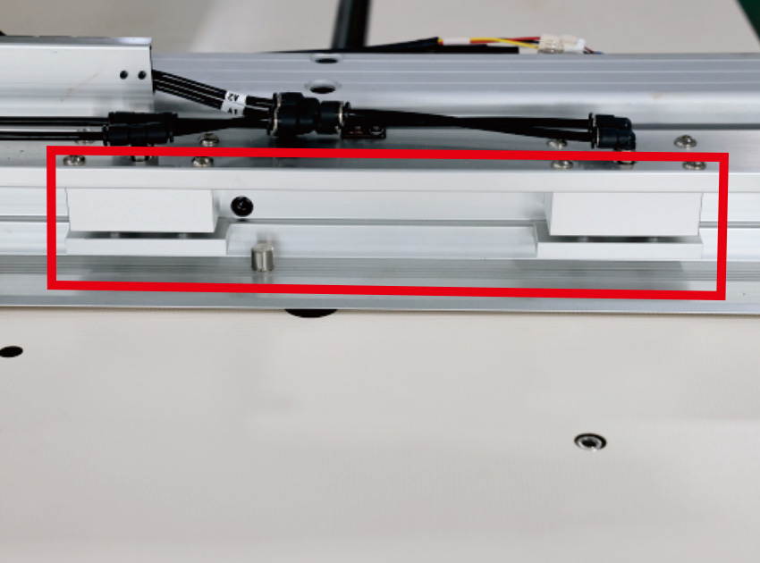 模板夹持结构升级