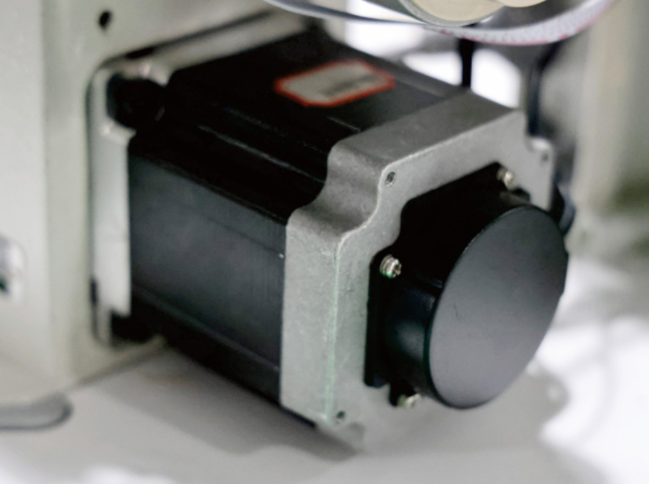 步进电机控制抬压脚，倒缝无声